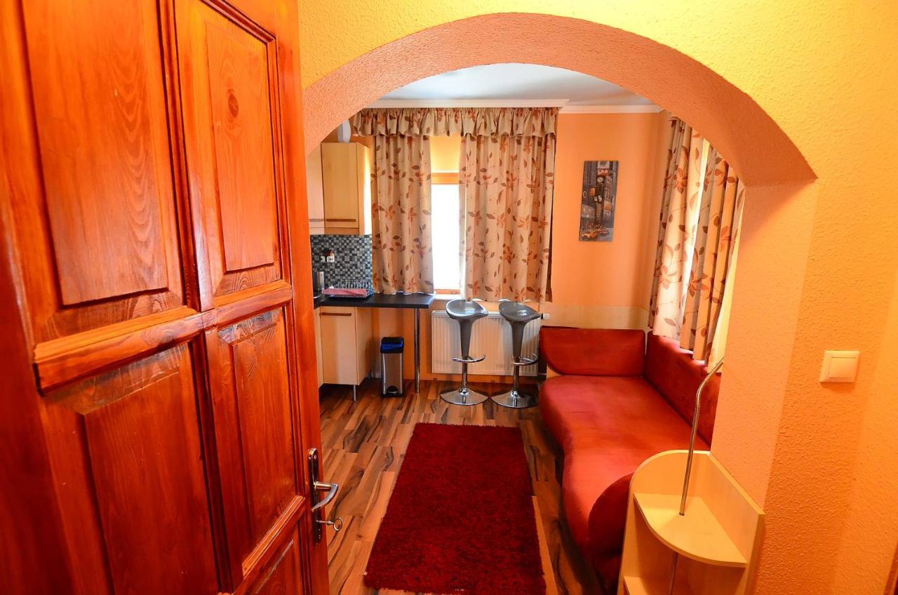 Medora Park - Bagolyvar Apartmanhaz Gárdony Εξωτερικό φωτογραφία
